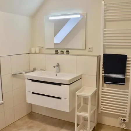 Prázdninový dům Am Kutterhafen 26a - Haus Nordseebrise *