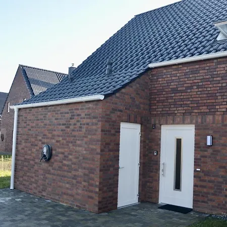 Holiday home Am Kutterhafen 26a - Haus Nordseebrise Fedderwardersiel